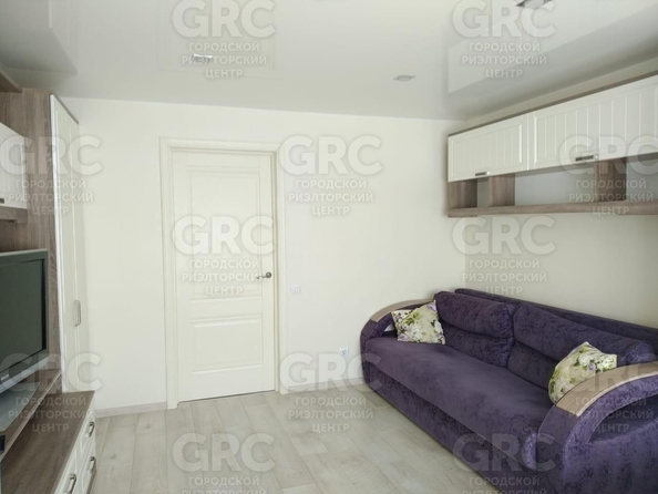 
  Продается 1-комн. квартира, 27.4 м², Гагарина ул, д. 32
. Фото 10.