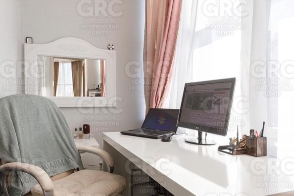 
  Продается 4-комн. квартира, 147 м², Депутатская ул, д. 9
. Фото 24.