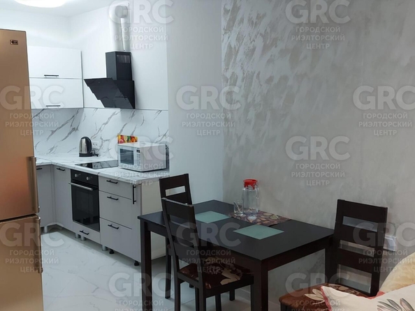 
  Продается 1-комн. квартира, 37 м², Искры ул, д. 66к7
. Фото 5.