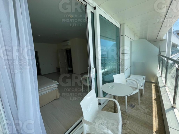 
  Продается 1-комнатный апартамент, 41 м², Черноморская ул
. Фото 2.