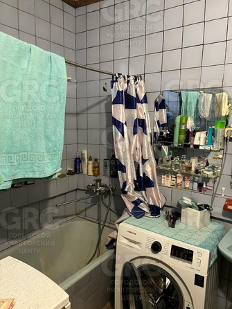 
  Продается 2-комн. квартира, 53 м², Кубанская ул, д. 16
. Фото 9.