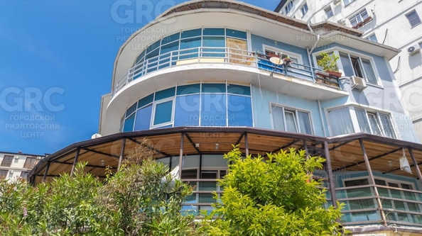 
  Продается 3-комнатный апартамент, 130 м², Виноградная ул, д. 224/7
. Фото 33.