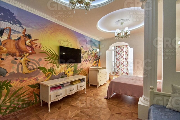 
  Продается 3-комн. квартира 192 м². Фото 1.
