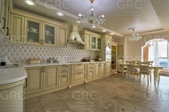 
  Продается 3-комн. квартира 192 м². Фото 38.