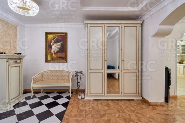
  Продается 3-комн. квартира 192 м². Фото 48.