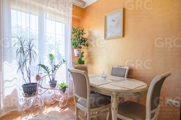 
  Продается 1-комн. квартира, 42.3 м², Владимировская ул, д. 141
. Фото 2.