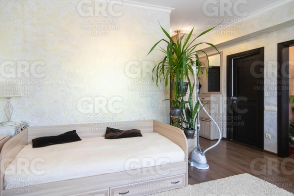 
  Продается 1-комн. квартира, 42.3 м², Владимировская ул, д. 141
. Фото 9.
