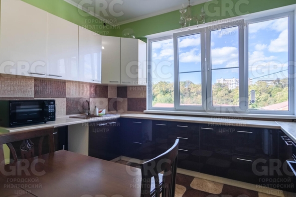 
  Продается дом, 200 м², Сочи
. Фото 10.