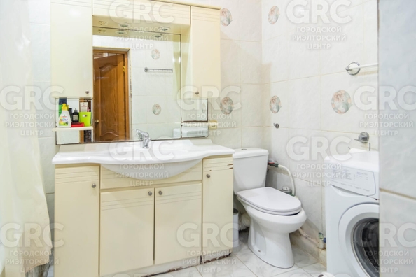 
  Продается 2-комн. квартира, 54 м², Гагарина ул, д. 48
. Фото 18.