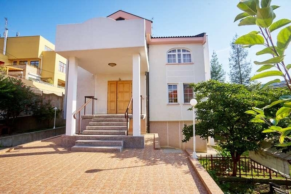
  Продается дом 437 м². Фото 2.