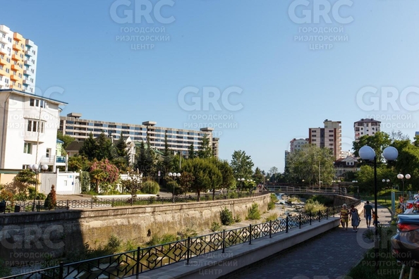 
  Продается 1-комн. квартира, 35 м², Полтавская ул
. Фото 14.