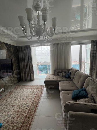 
  Продается 4-комн. квартира, 110 м², Альпийская ул, д. 27
. Фото 15.