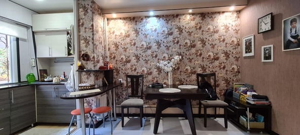 
  Продается 2-комн. квартира, 64 м², Чехова пер, д. 3Б
. Фото 2.