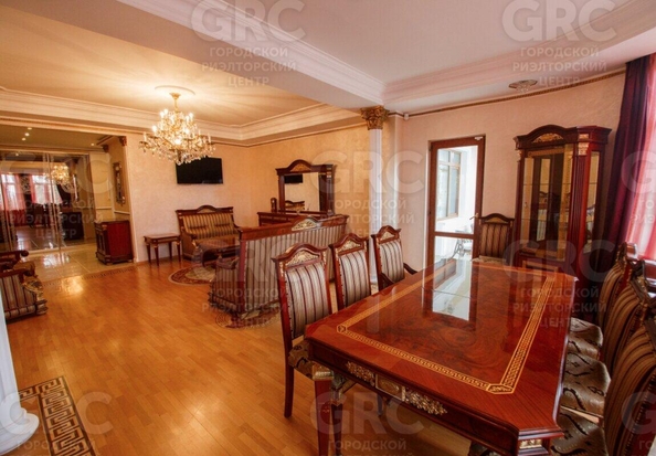 
  Продается 4-комн. квартира, 185 м², Виноградная ул, д. 53/15
. Фото 1.