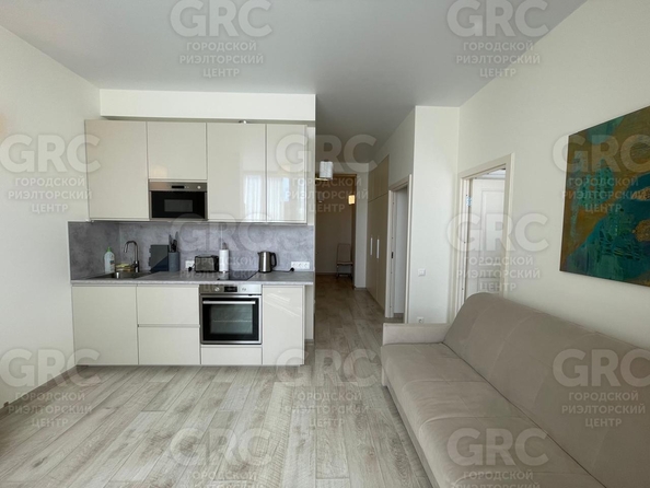 
  Продается 2-комн. квартира, 57.5 м², Кирпичная ул, д. 2к1
. Фото 2.