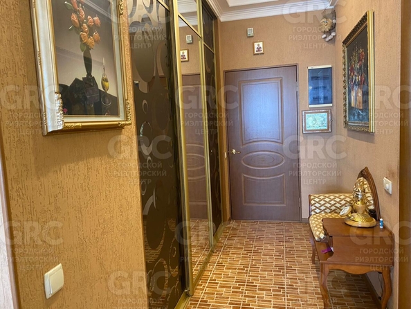 
  Продается 2-комн. квартира, 87 м², Бытха ул, д. 41
. Фото 2.