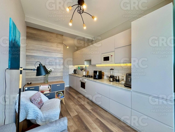 
  Продается 2-комн. квартира, 62 м², Параллельная ул, д. 9/1
. Фото 12.