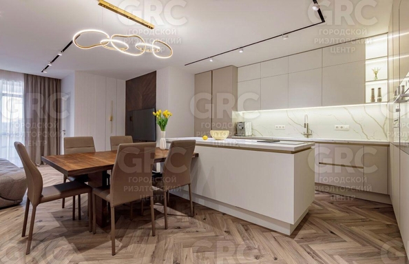 
  Продается 4-комн. квартира, 114 м², Горького ул, д. 87
. Фото 1.