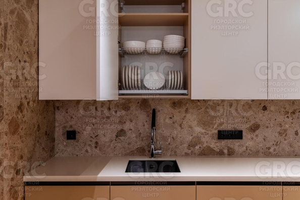 
  Продается 1-комн. квартира, 62 м², Клубничная ул, д. 32
. Фото 6.