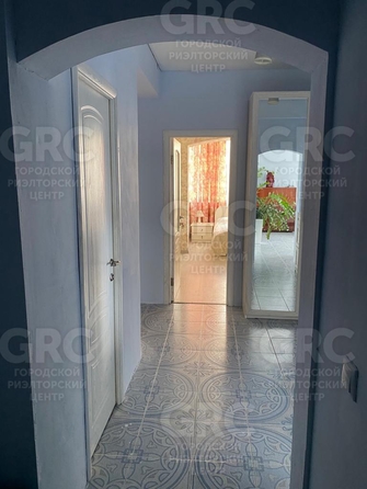 
  Продается 4-комн. квартира, 86.3 м², Глазунова ул, д. 8
. Фото 8.