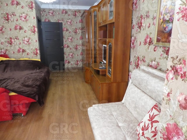 
  Продается 2-комн. квартира, 59 м², Цюрупы ул, д. 32
. Фото 8.
