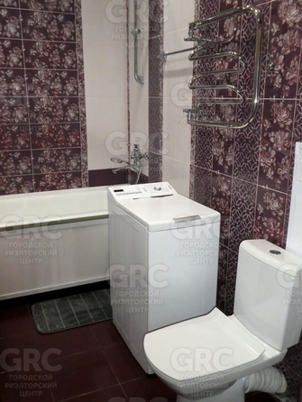 
  Продается 2-комн. квартира, 59 м², Цюрупы ул, д. 32
. Фото 13.
