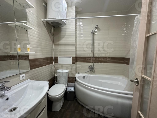 
  Продается 1-комн. квартира, 36 м², Виноградная ул
. Фото 9.