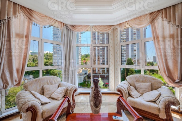 
  Продается 4-комн. квартира 182 м². Фото 3.