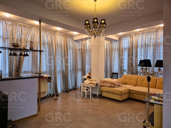 
  Продается 2-комн. квартира, 63 м², Сухумское шоссе ул, д. 13/7
. Фото 4.