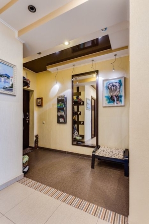 
  Продается 2-комн. квартира, 83 м², Лазурная ул, д. 18
. Фото 25.