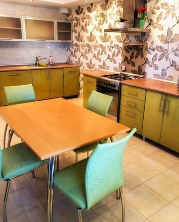 
  Продается 4-комн. квартира, 204 м², Владимирская ул, д. 146к1
. Фото 2.