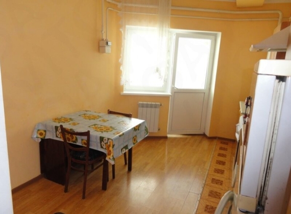 
  Продается 1-комн. квартира, 54 м², Лазурная ул, д. 24
. Фото 4.