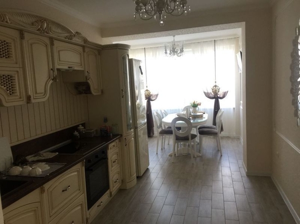 
  Продается 3-комн. квартира, 124 м², Горького ул, д. 2
. Фото 1.