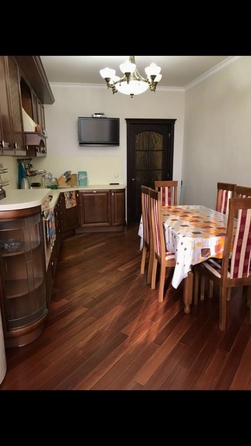 
  Продается 4-комн. квартира, 130 м², Кати Соловьяновой ул, д. 199
. Фото 9.