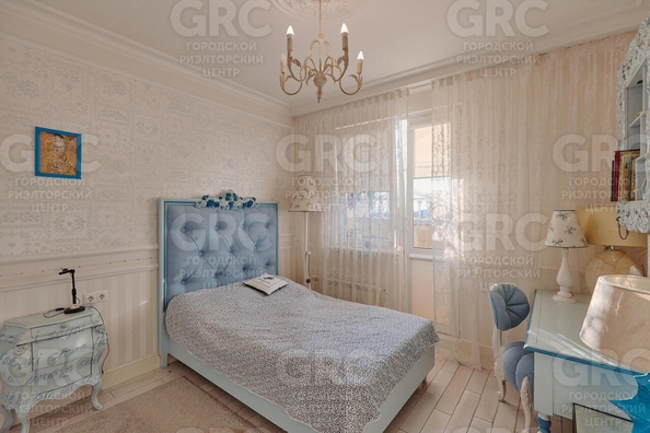 
  Продается 4-комн. квартира, 155 м², Юных Ленинцев ул, д. 10
. Фото 25.