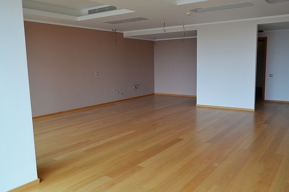 
  Продается 1-комн. квартира, 98 м², Революции пр-кт, д. 3
. Фото 4.