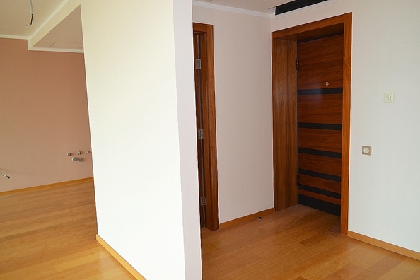 
  Продается 1-комн. квартира, 98 м², Революции пр-кт, д. 3
. Фото 10.