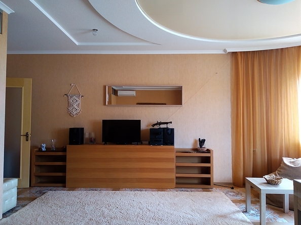 
  Продается 2-комн. квартира, 65 м², 2-й проезд, д. 7
. Фото 12.