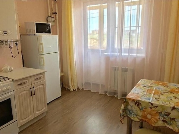 
  Продается 1-комн. квартира, 40 м², Ленина ул, д. 180к1
. Фото 3.