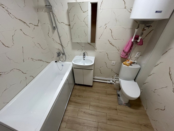 
  Продается 2-комн. квартира, 43 м², Толстого ул, д. 60
. Фото 13.