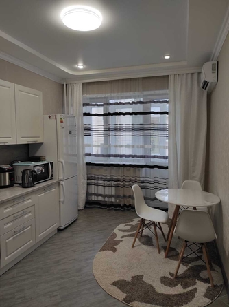 
  Продается 2-комн. квартира, 57 м², Солнечная ул, д. 38к2
. Фото 1.