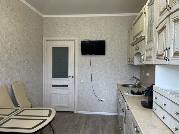 
  Продается 2-комн. квартира, 52 м², Ленина ул, д. 180Ак4
. Фото 2.