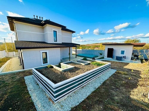 
  Продается дом, 200 м², село Варваровка
. Фото 2.