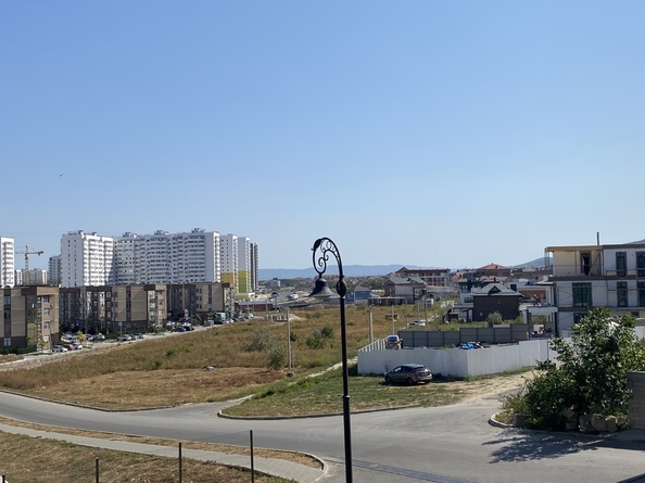 
  Продается 3-комн. квартира, 78 м², Ивана Голубца ул, д. 147
. Фото 8.