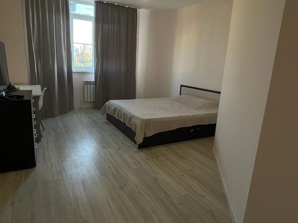 
  Продается 2-комн. квартира, 60 м², Ленинградская ул, д. 81
. Фото 17.