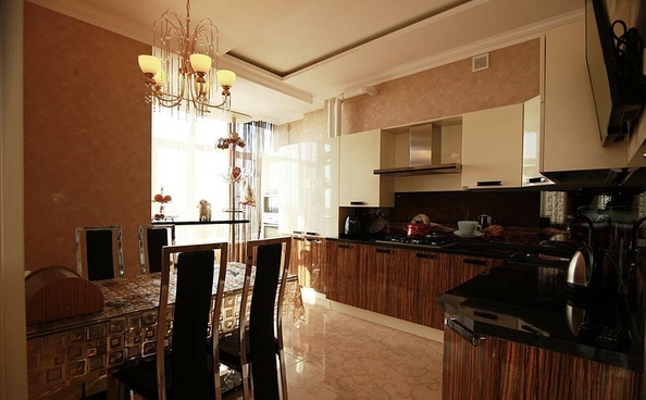 
  Продается 2-комн. квартира, 110 м², Кати Соловьяновой ул, д. 84
. Фото 5.