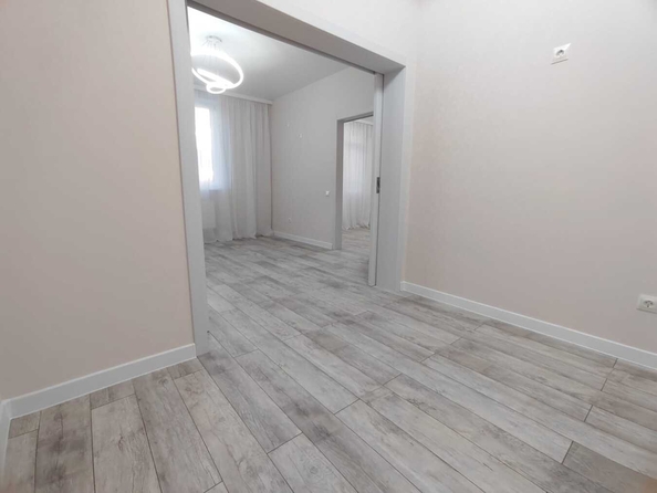 
  Продается 1-комн. квартира, 42 м², Владимирская ул, д. 142
. Фото 8.