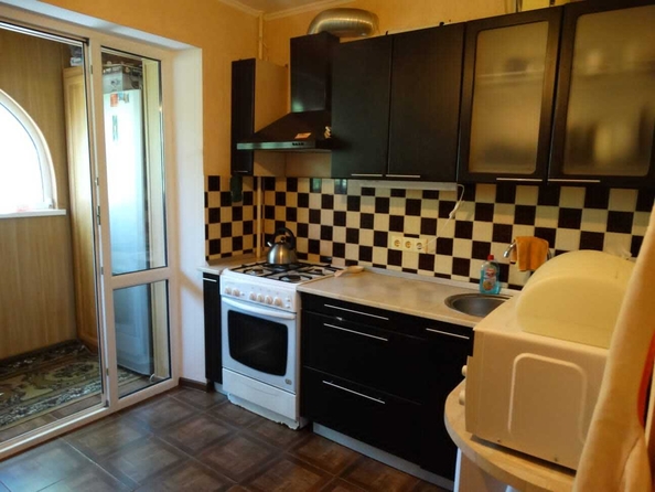 
  Продается 1-комн. квартира, 39 м², Стахановская ул, д. 5
. Фото 2.