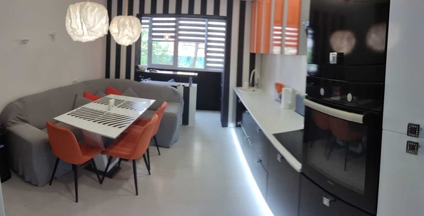 
  Продается 2-комн. квартира, 70 м², Ленина ул, д. 127
. Фото 1.