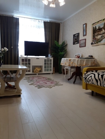 
  Продается 1-комн. квартира, 43 м², Ленинградская ул, д. 81
. Фото 2.
